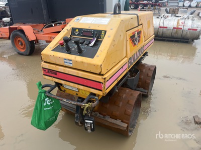 Bulldog Trench Compactor
