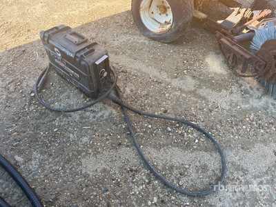 Miller Suitcase X-Treme 12VS Wire Feeder