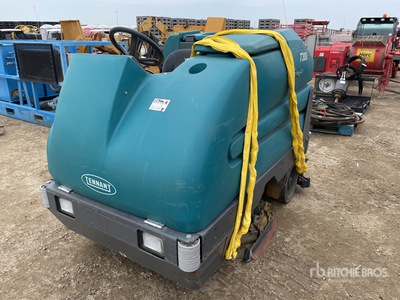 ECH20 7300 Ride-On Electric Floor Sweeper