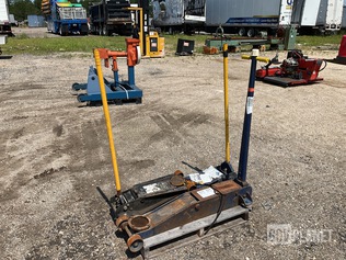 Surplus (3) Jacks in Saraland, Alabama, United States (GovPlanet Item ...