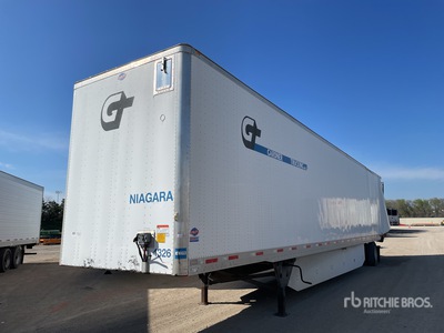 2015 Utility VS2DX 53 ft x 102 in T/A Van Trailer