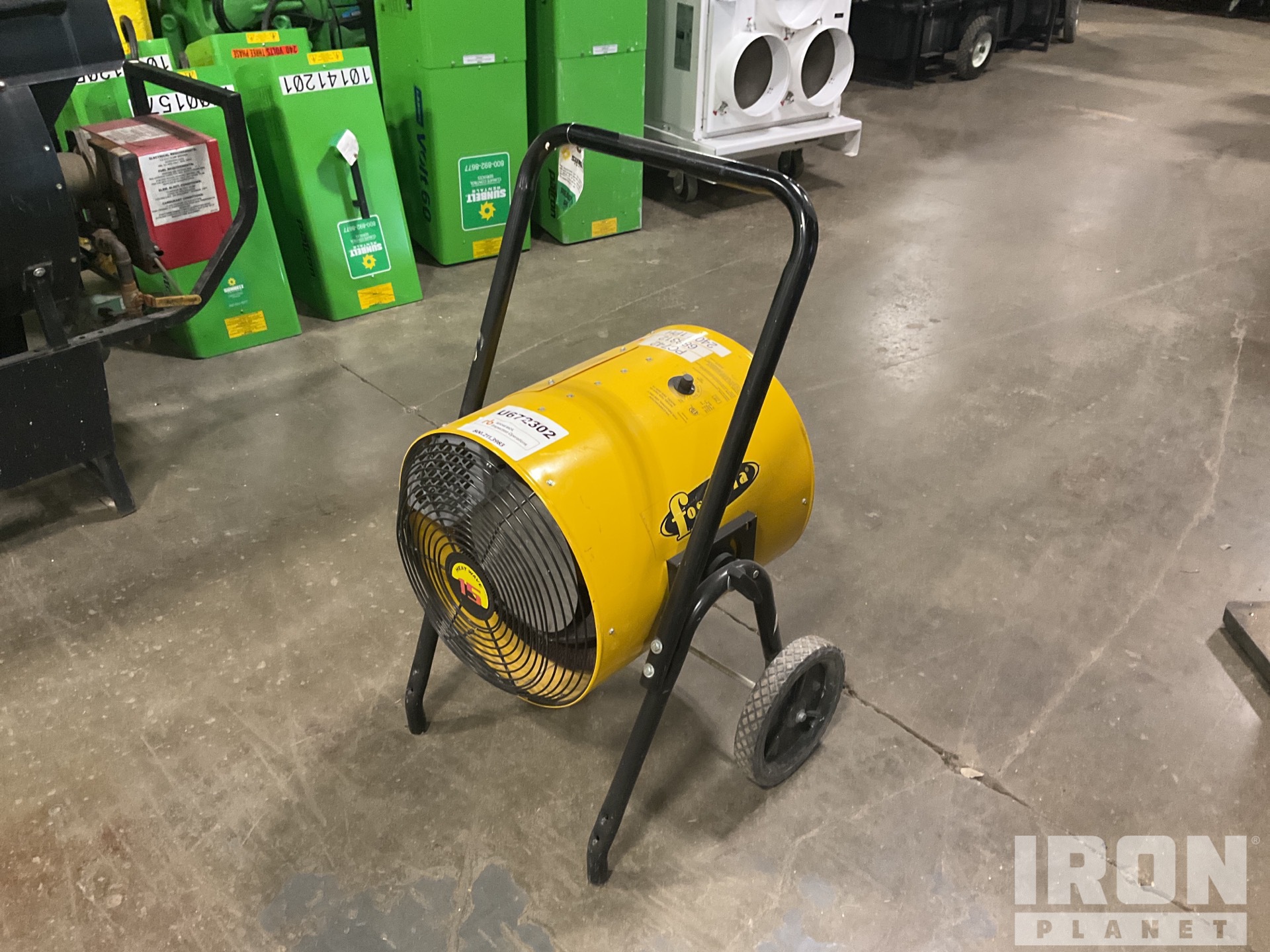 2015 Fostoria FES-1524-1A Electric Space Heater in FARMINGDALE, New York,  United States (SalvageSale Item #10214002)