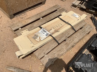 Surplus 12338981-1 Vehicle Body Tailgate in Red Rock, Arizona, United ...