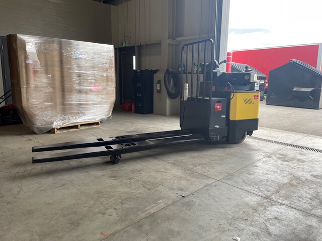 2022 Hyster BE080ZHD Pallet Jack
