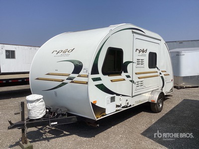 2012 R POD RPT181G 21 ft S/A Travel Trailer