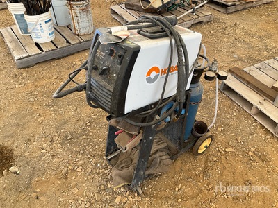 Hobart Handler 210MVP 210 A Mobile MIG Electric Welder
