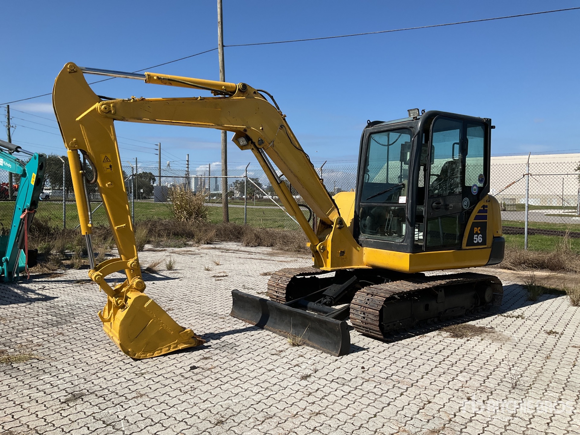 ゴマキ 2016 Komatsu PC56-7 Mini Excavator in Tampa, Florida, United
