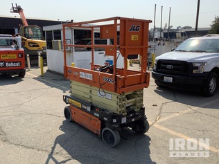 JLG 1932R Electric Scissor Lift in Seattle, Washington, United States ...