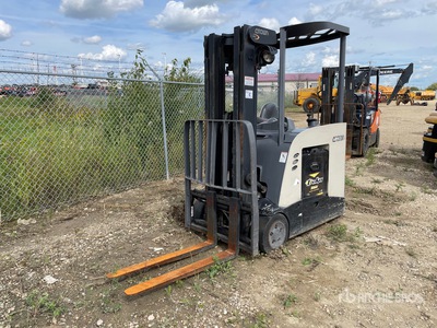 2007 Crown Deka Gray Electric Forklift (Inoperable)