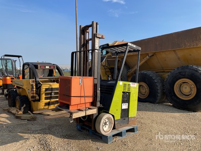 1999 Clark ESMII-15S 3000 lb Electric Forklift (Inoperable)