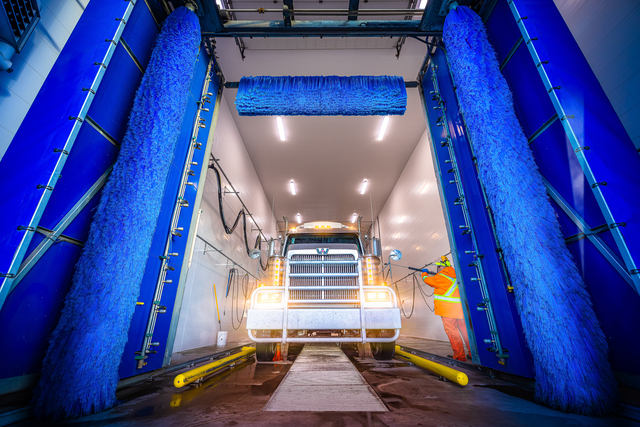 Westmatic Viking Combo 3 Brush Pressure Washer Truck