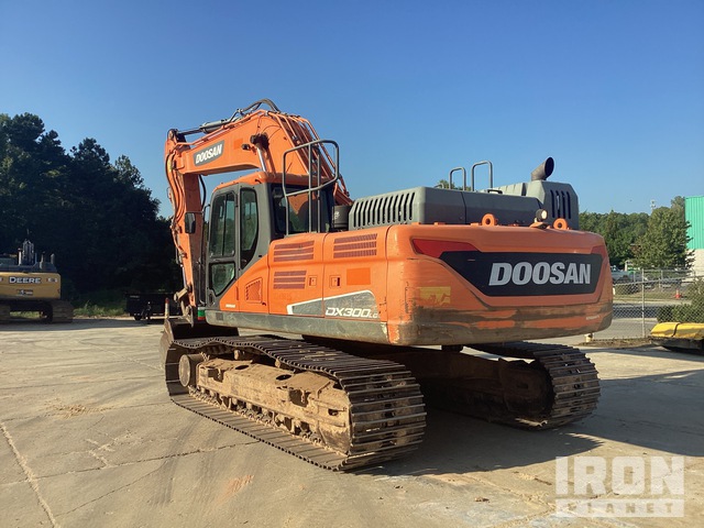 2018 Doosan DX300LC-5 Tracked Excavator in Garner, North Carolina ...