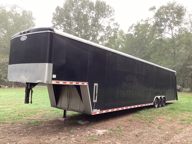 2018 Forest River Continental Cargo 46 ft Tri/A Gooseneck Enclosed Trailer
