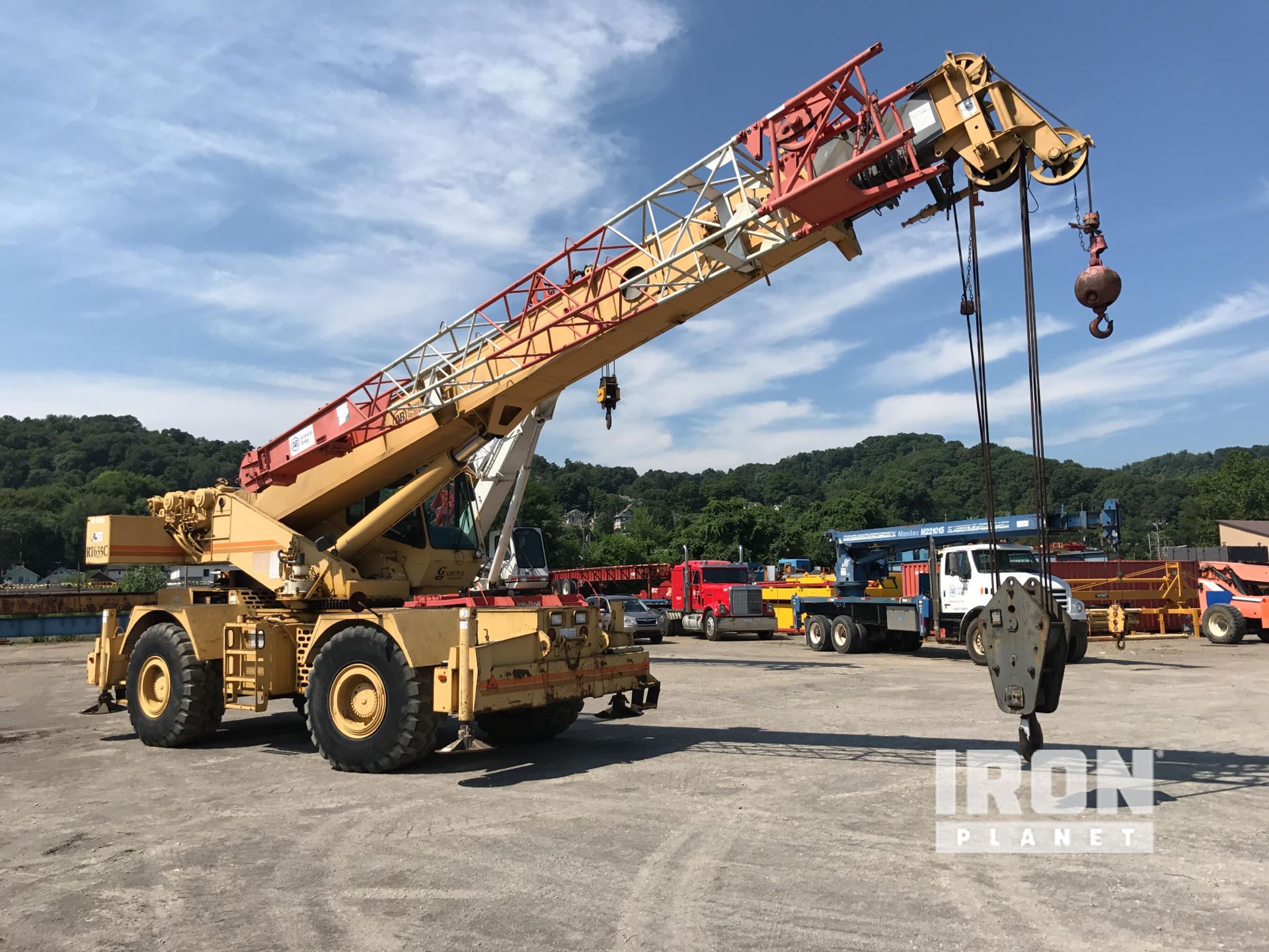 1996 Grove RT635C Rough Terrain Crane in Coraopolis, Pennsylvania