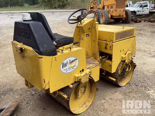 1998 Wacker Neuson RD880V Double Drum Roller in South Webster, Ohio ...