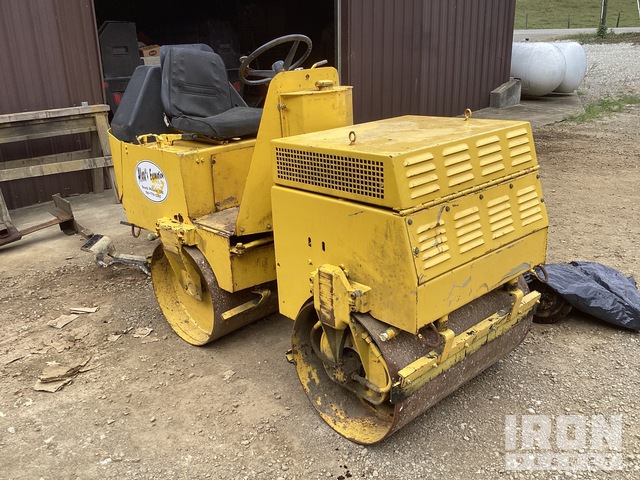 1998 Wacker Neuson RD880V Double Drum Roller in South Webster, Ohio ...