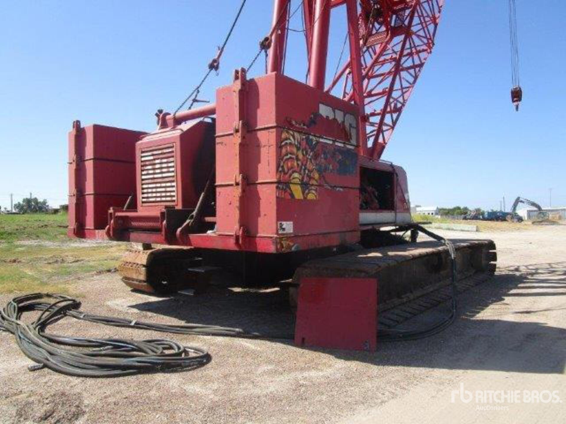 1998 Manitowoc 777 SERIES 2 Lattice-Boom Crawler Crane in