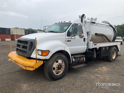 2011 NVE 607 on 2008 Ford F-750 4x2 Vacuum Tanker Truck