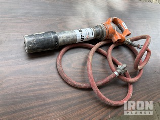 2002 APT 133 Pneumatic Rivet Buster in Pittsburgh, Pennsylvania, United ...