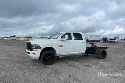 2018 Ram 3500 4x4 Crew Cab Versatile Hauler Truck