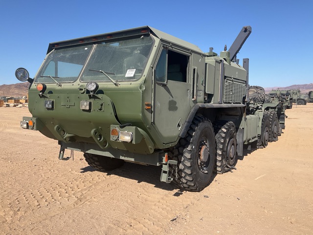 2011 Oshkosh MKR18 LVSR 10x10 Truck w/Rear Mounted Container Handler