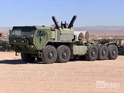 Oshkosh MKR18 LVSR 10x10 Truck w/Rear Mounted Container Handler