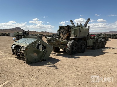 2010 Oshkosh MKR18 LVSR 10x10 Truck w/Rear Mounted Container Handler
