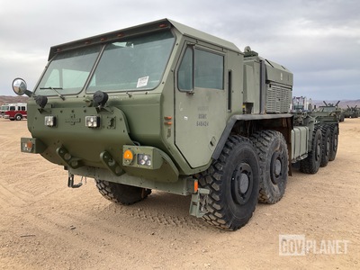 2010 Oshkosh MKR18 LVSR 10x10 Truck w/Rear Mounted Container Handler