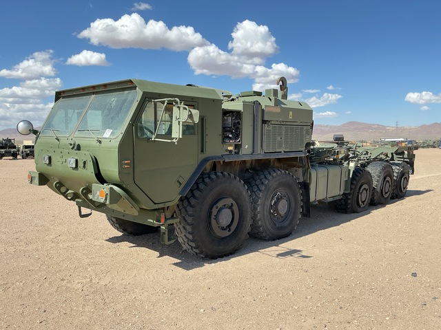 2007 Oshkosh MKR18 LVSR 10x10 Truck w/Rear Mounted Container Handler