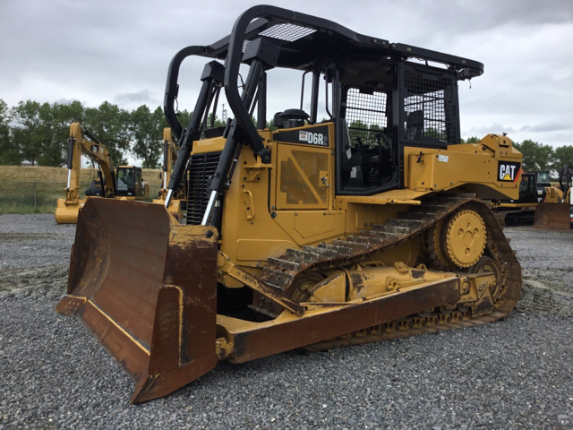 2015 Cat D6R2 Crawler Dozer 2015 Cat D6R2 Crawler Dozer