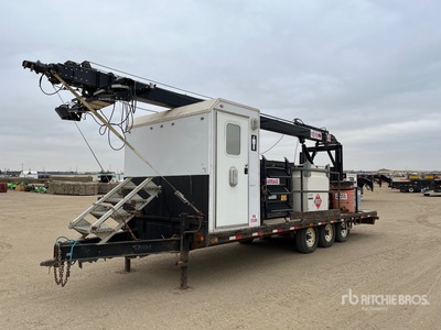 2015 PJ Trailers 24 ft Tri/A Combo Unit Trailer
