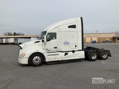 2020 Kenworth T680 6x4 T/A Sattelzugmaschine mit Schlafkabine