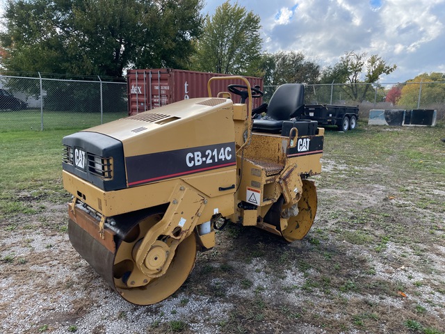 1998 Cat CB-214C Double Drum Roller