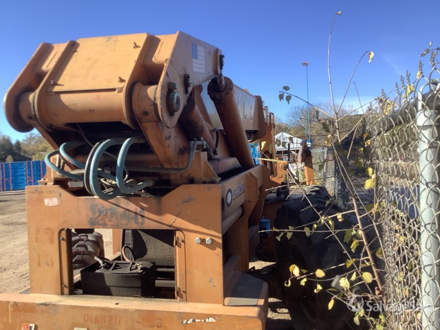 2001 Lull 1044C-54 Telehandler (Inoperable) in Inver Grove Heights