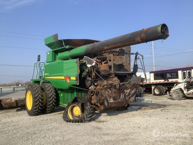 サボテンダー 2011 John Deere 9670 STS Combine Harvester (Inoperable) in