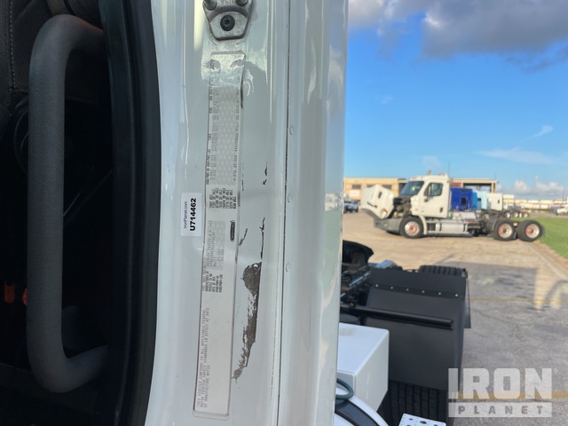 CAMIóN 2016 FREIGHTLINER
