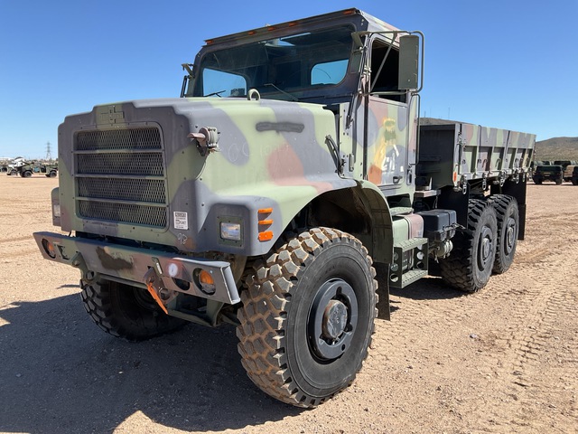 2002 Oshkosh MK25 MTVR 7 Ton 6x6 Cargo Truck