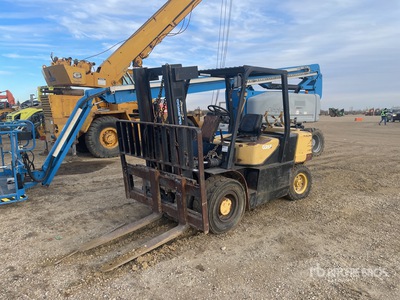 2002 Daewoo G35S-2 6400 lb Pneumatic Tire Forklift (Inoperable)