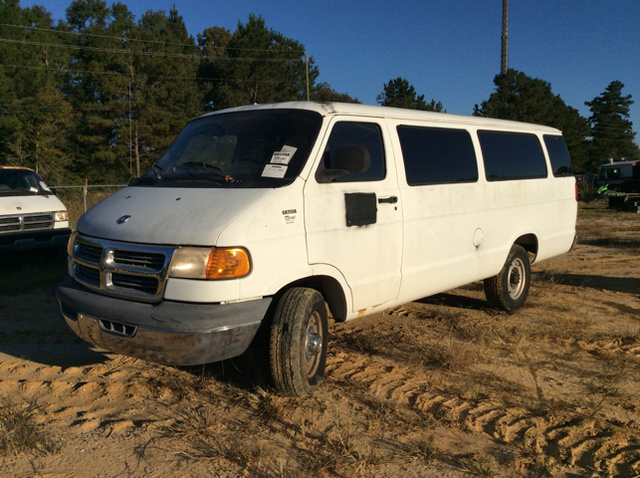 2001 Dodge Ram Wagon B3500 Van
