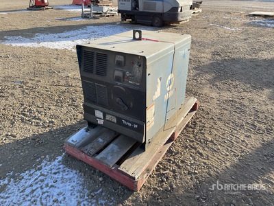 1998 Miller CP-302 300 A MIG Electric Welder