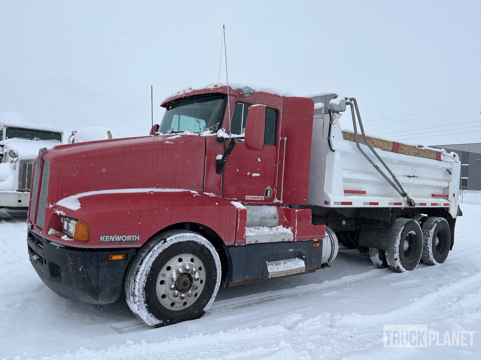 1992 Kenworth T600 6x4 T/A Dump Truck, Longmont, Colorado, Estados Unidos  (IronPlanet N.º de artículo10854138), image size:1920x1440