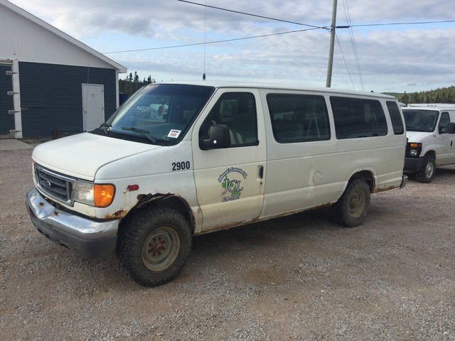 2007 Ford E-350 XLT Van 2007 Ford E-350 XLT Van