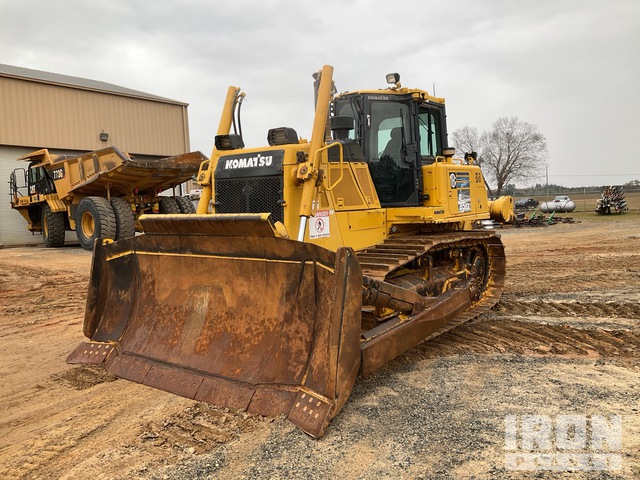 2017 Komatsu D85EX-18 Crawler Dozer in Gordon, Georgia, United States ...