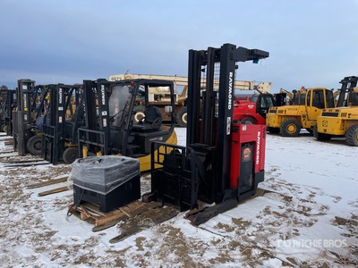 2000 Raymond EASI R40TT 4500 lb Reach Truck