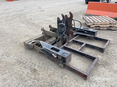 70 in Q/C Excavator Grapple