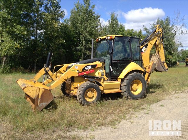 2011 Cat 420E Backhoe Loader In Grand Rapids Michigan