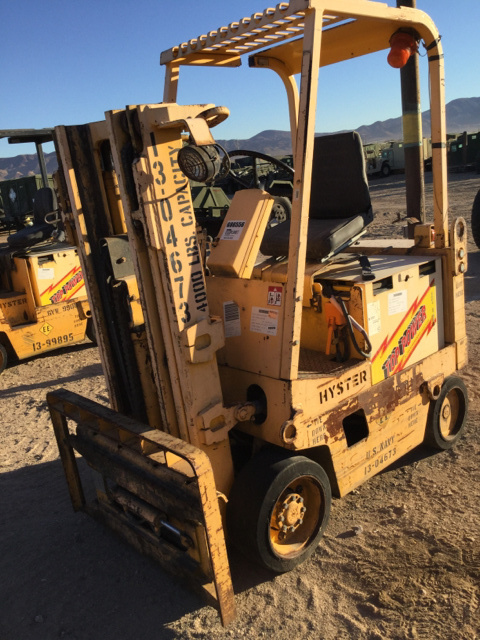 Hyster E40XL-27 Electric Forklift