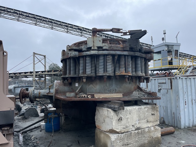 Symons 7 Ft Short Head Cone Crusher