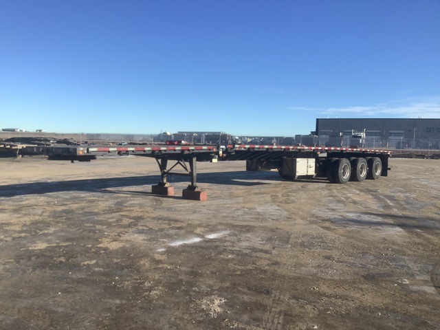 2013 Thruway 53-100 ft Tri/A Extendable Flatbed Trailer 2013 Thruway 53-100 ft Tri/A Extendable Flatbed Trailer