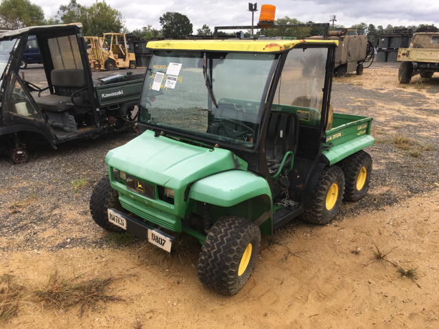 John Deere Gator 6X4 Utility Vehicle